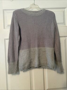 Hem & Thread Light Gray Mixed-Knit Crew Sweater with Fuzzy Hem